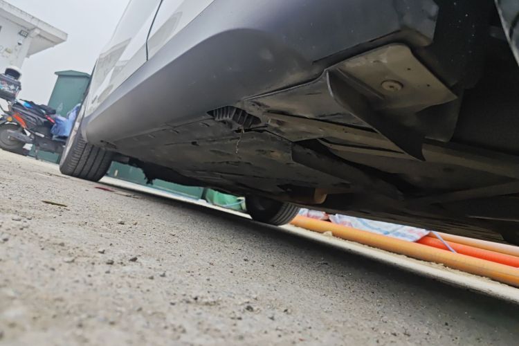 宝马X1 2013款 sDrive18i 时尚型局部细节9003