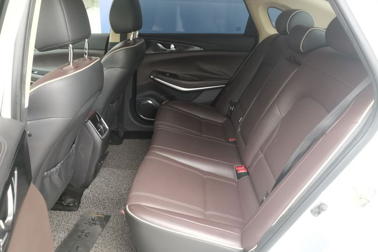 长安 睿骋CC 2018款 1.5T 自动豪雅型 国V中控内饰21