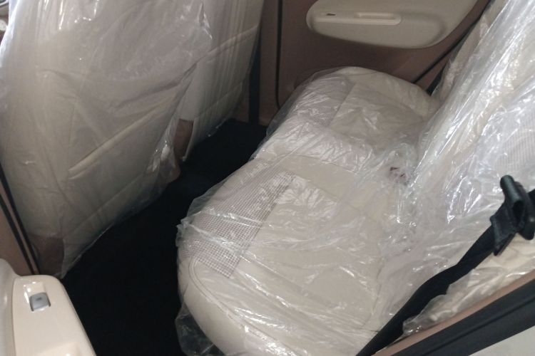 五菱汽车 宏光MINIEV 2025款 四门版 进阶款中控内饰21