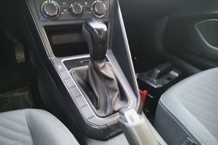 大众 朗逸 2023款 新锐 1.5L 自动新逸版中控内饰18