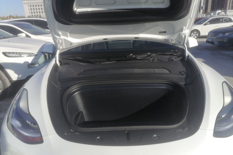 特斯拉 Model Y 2022款 改款 长续航全轮驱动版局部细节24