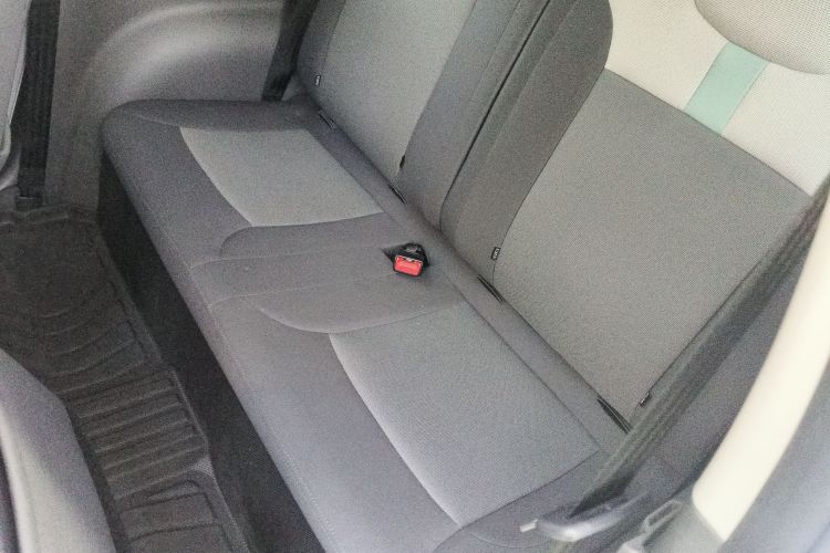 长安启源 长安Lumin 2022款 210km 香甜款中控内饰21