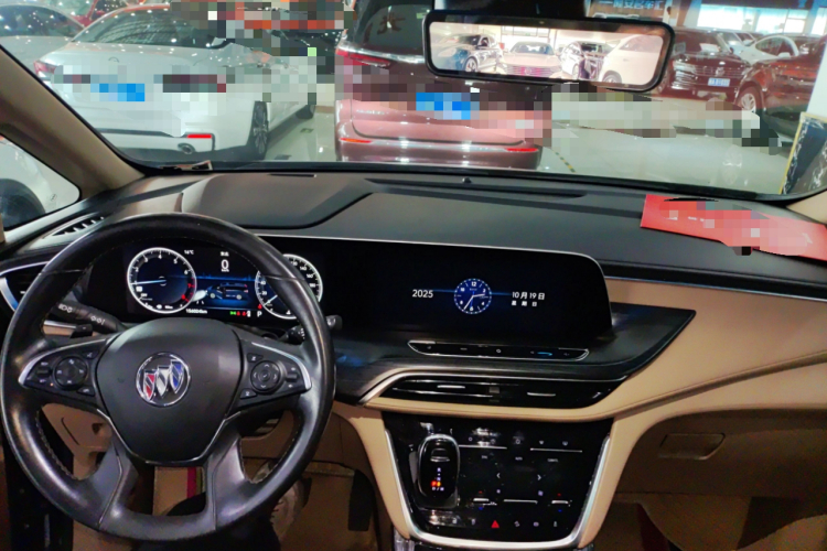 别克GL8 2020款 ES陆尊 653T 旗舰型中控内饰7002