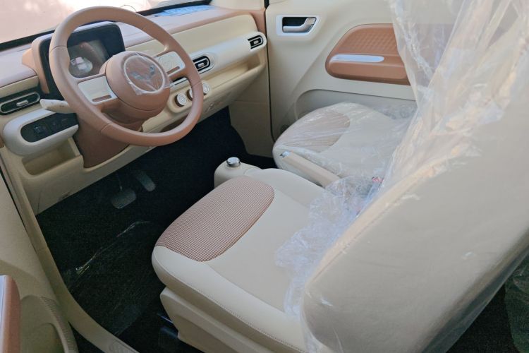 五菱汽车 宏光MINIEV 2024款 第三代 215km 青春版中控内饰19