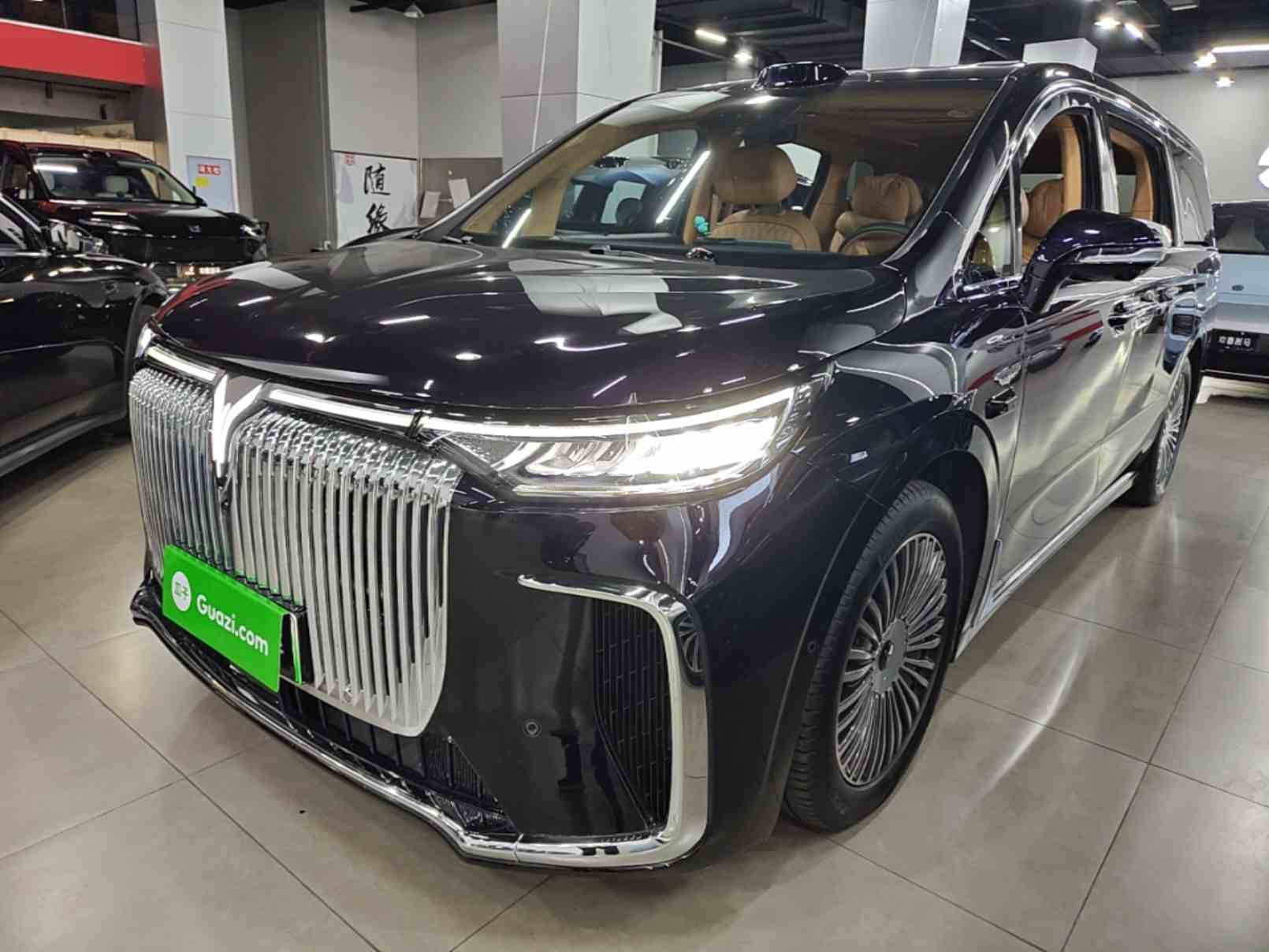 岚图汽车 岚图梦想家 2025款 PHEV 四驱旗舰乾崑版(2)