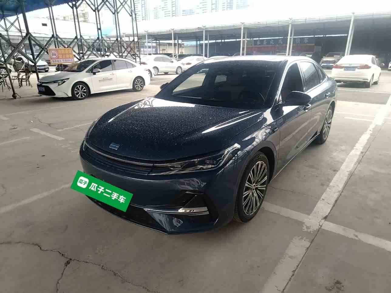 吉利银河 银河A7 2025款 EM-i 150km 星舰版(2)