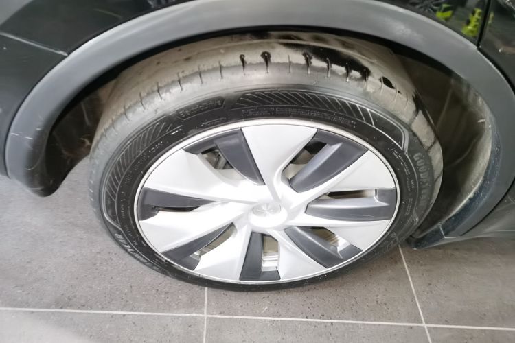 特斯拉 Model Y 2022款 后轮驱动版车身外观6008