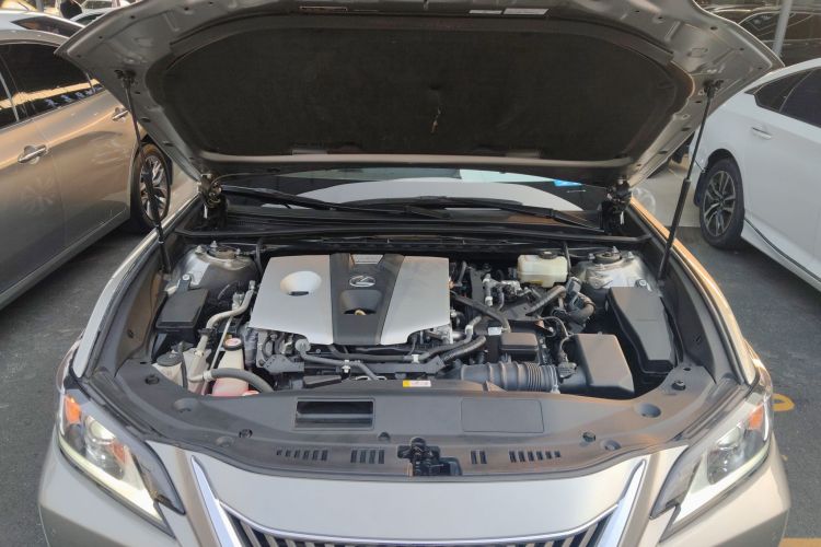 雷克萨斯ES 2018款 300h 卓越版 国V机舱底盘24