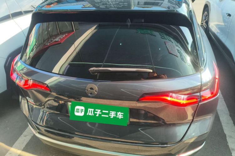 蔚来ES8 2020款 415KM 签名版 六座版车身外观6