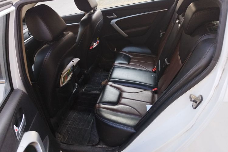 吉利汽车 帝豪 2017款 两厢RS百万款 1.5L CVT向上版中控内饰21