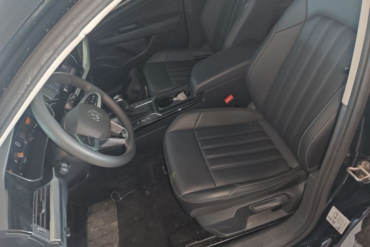 大众 帕萨特 2024款 280TSI 商务版中控内饰19