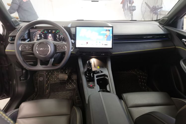 领克03 2023款 1.5TD DCT劲Pro中控内饰12