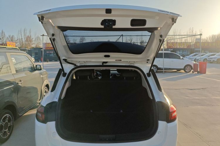 哪吒汽车 哪吒AYA 2023款 401 Lite局部细节23