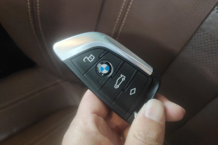 宝马X1 2023款 xDrive25Li X设计套装中控内饰11