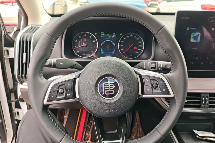 比亚迪 唐 2018款 2.0T 自动智联尊悦型 7座 国V局部细节13