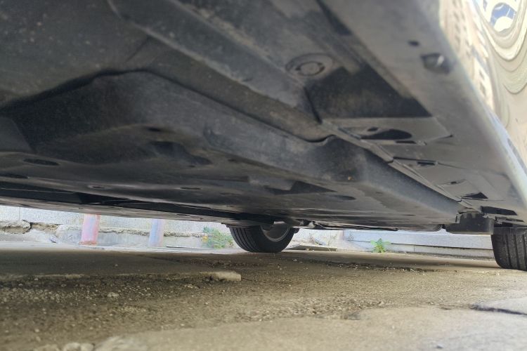 丰田 凯美瑞 2024款 双擎 2.0HGVP 豪华版局部细节9004