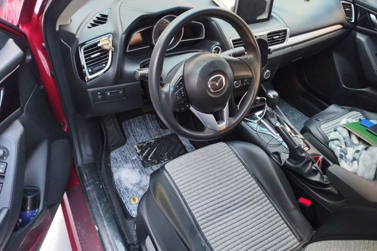 马自达3 昂克赛拉 2016款 三厢 1.5L 自动豪华型中控内饰12