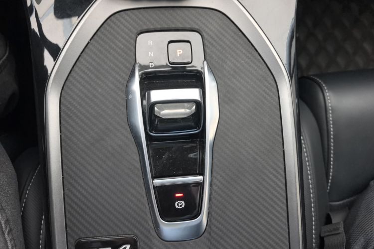 广汽传祺 传祺GS4 2023款 270T 自动智行领航版中控内饰18