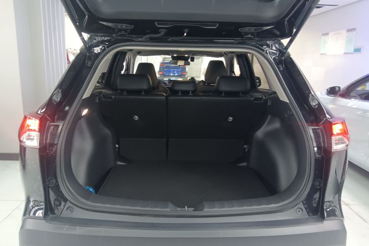 丰田 锋兰达 2024款 2.0L CVT领先版局部细节23