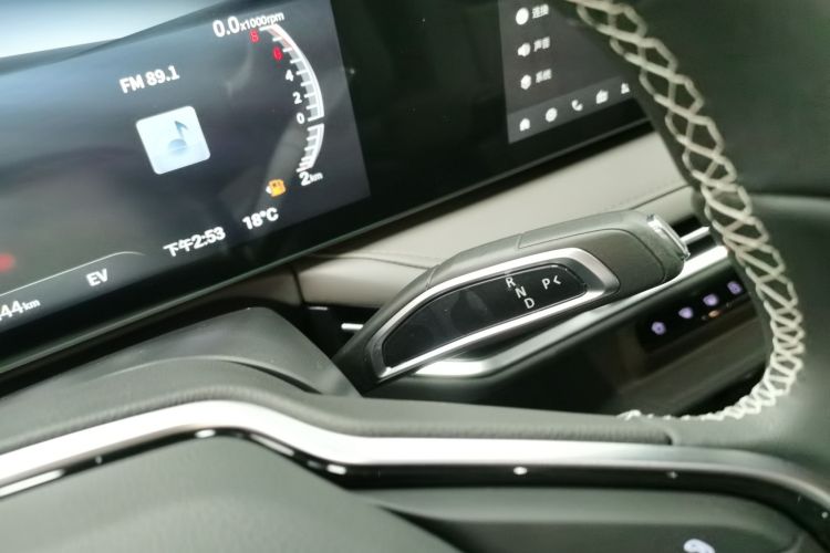 上汽大通MAXUS 大家7 2024款 改款 超混 长续航版 悦享版中控内饰18