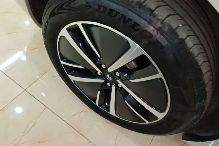 理想汽车 理想L6 2024款 Max车身外观6008