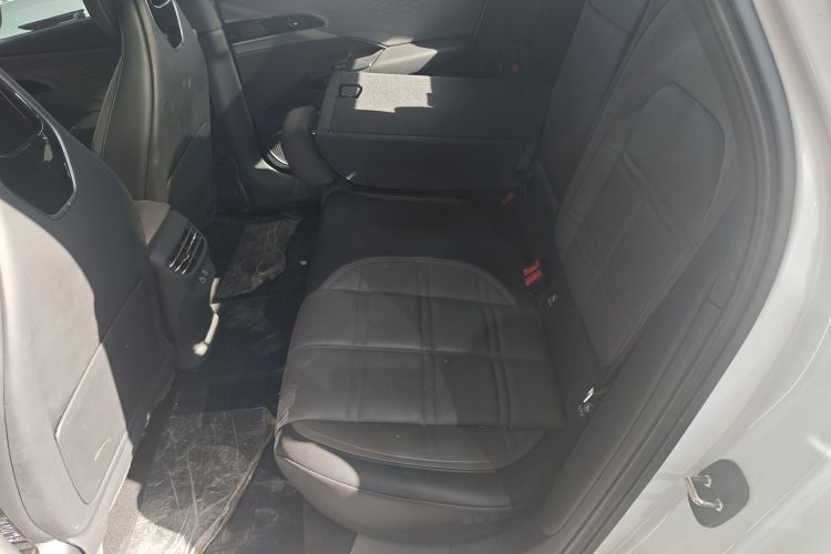 红旗EH7 2024款 820 Pro中控内饰21