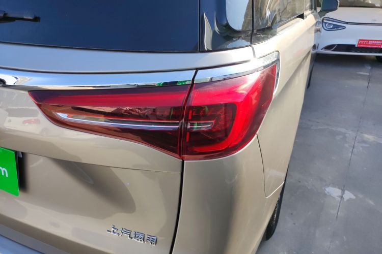 别克GL8 2023款 ES陆尊 舒适型车身外观9