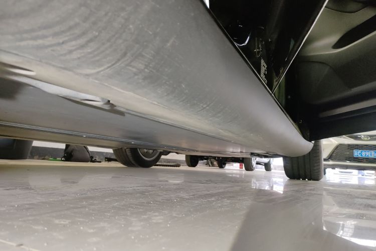 特斯拉 Model Y 2022款 改款 后轮驱动版局部细节9001