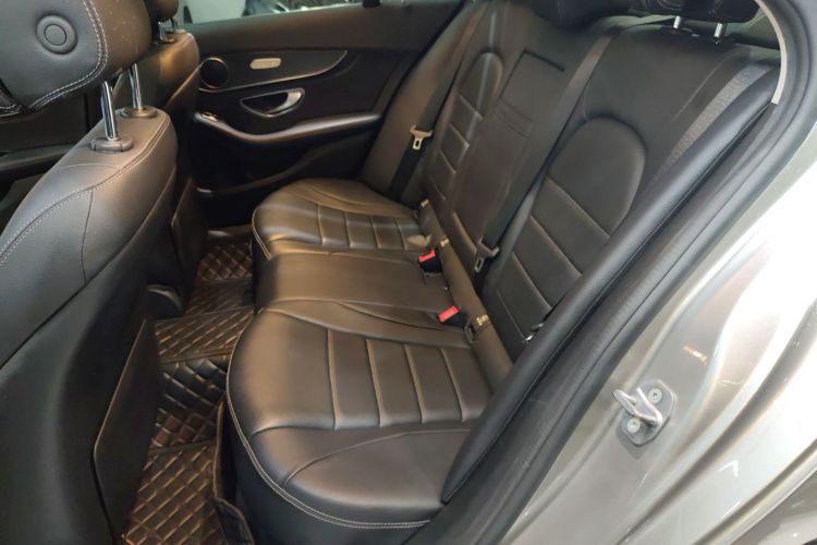 奔驰C级 2019款 改款 C 260 L 运动版中控内饰21