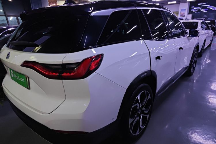 蔚来ES8 2018款 创始版车身外观7