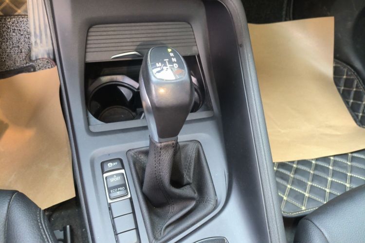 宝马X1 2019款 sDrive20Li 领先型中控内饰18