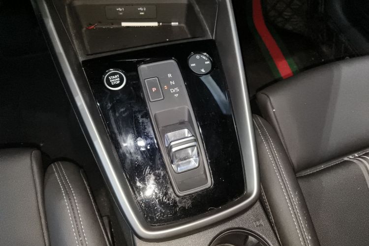 奥迪A3 2021款 A3L Limousine 35 TFSI 时尚运动型局部细节18