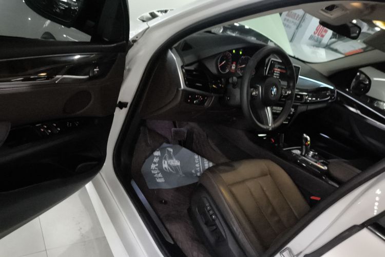 宝马X5(进口) 2014款 xDrive35i 典雅型中控内饰7003