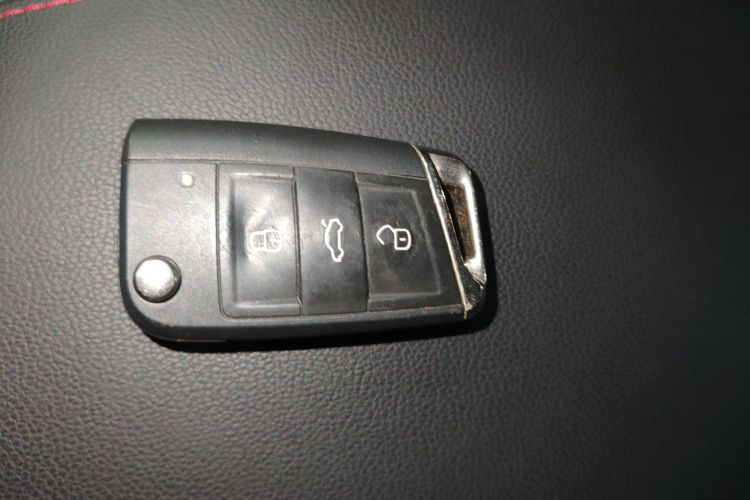 大众 朗逸 2023款 300TSI DSG星空永逸版中控内饰11