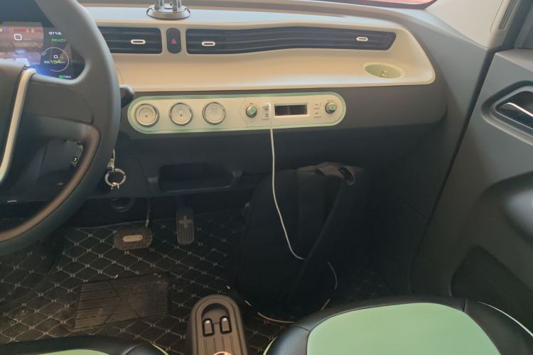 五菱汽车 宏光MINIEV 2022款 马卡龙臻享款 磷酸铁锂中控内饰16