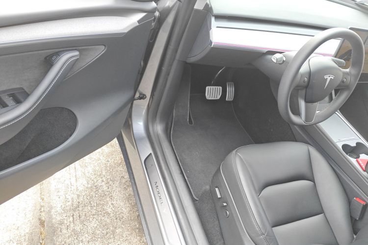 特斯拉 Model Y 2024款 Performance高性能版中控内饰20