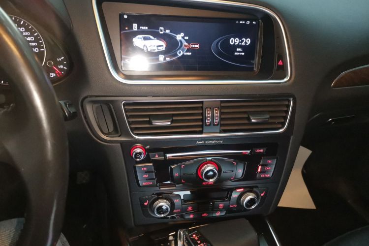 奥迪Q5 2017款 Plus 40 TFSI 技术型局部细节16