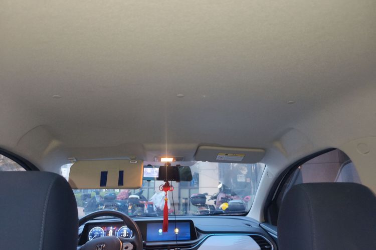 长安欧尚 奔奔E-Star 2022款 赏心版 多彩款 磷酸铁锂中控内饰22