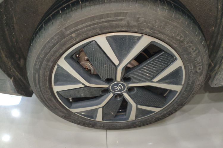 比亚迪 宋L DM-i 2025款 智驾版 160km 超越型车身外观6008