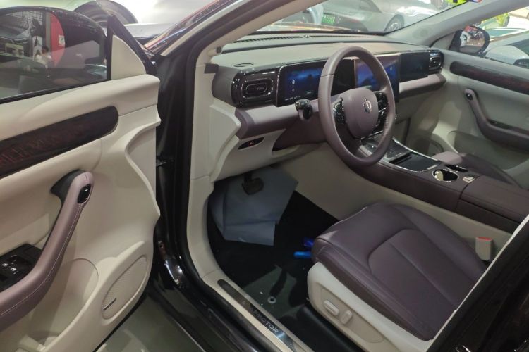 零跑汽车 零跑C11 2023款 增程 285智享版中控内饰7003