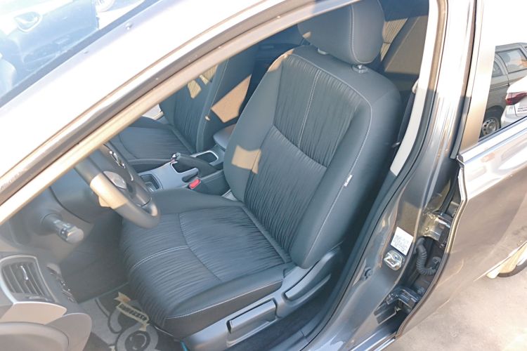 日产 轩逸 2024款 经典 1.6XE CVT舒适版局部细节19