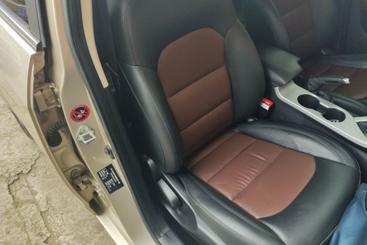 吉利汽车 远景 2018款 1.5L 自动尊贵型局部细节41