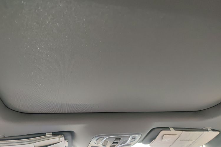 荣威M7 DMH 2025款 160km臻享版中控内饰22