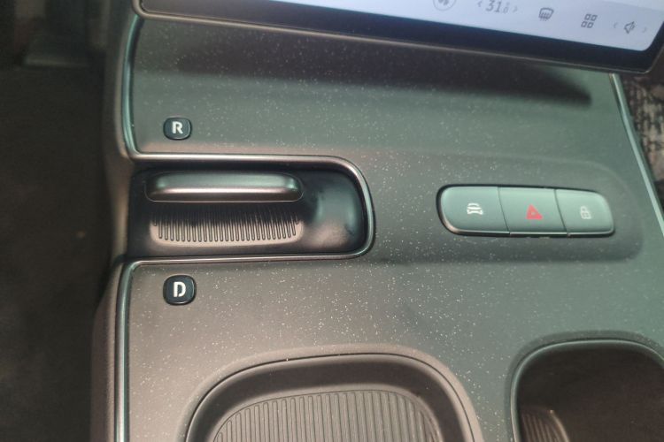 蔚来ET5T 2024款 75kWh Touring中控内饰18