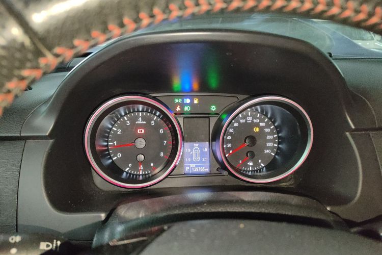 哈弗H6 2015款 运动版 1.5T 自动两驱豪华型中控内饰14