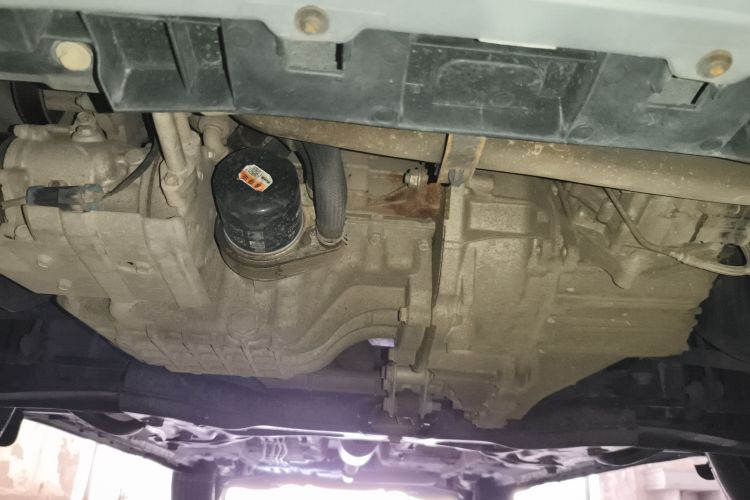 广汽传祺 传祺GS4 2016款 235T G-DCT精英版局部细节9008