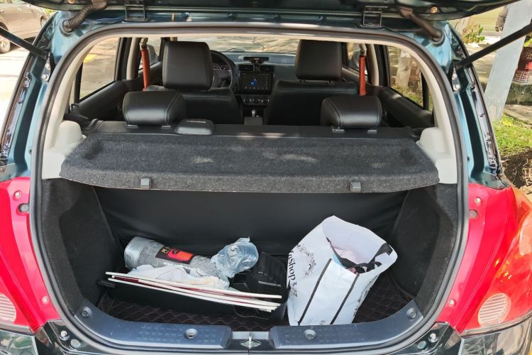 铃木 雨燕 2016款 1.5L 自动时尚型酷玩版局部细节23