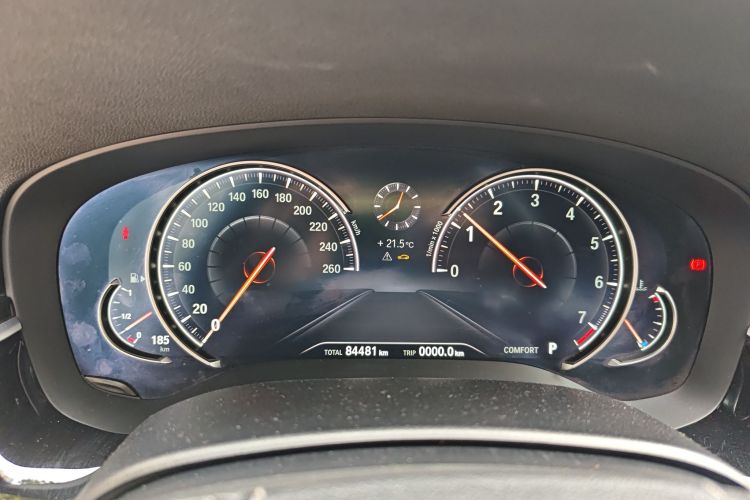 宝马5系 2018款 530Li 领先型 M运动套装局部细节14