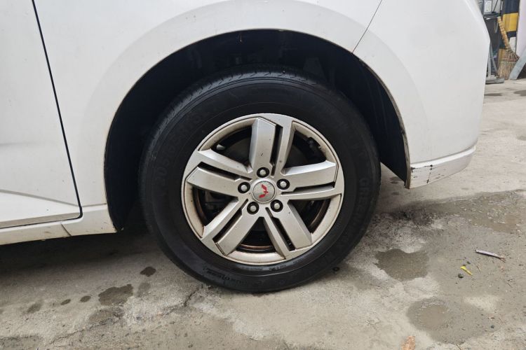 五菱汽车 五菱征程 2021款 1.5T 手动豪华型车身外观6007