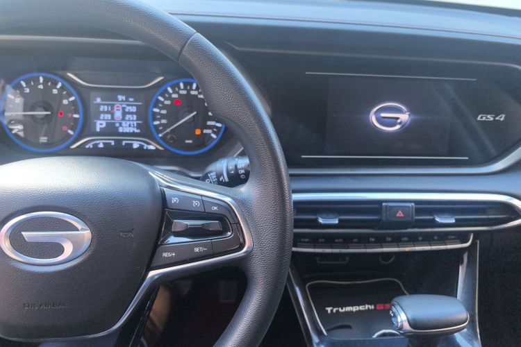 广汽传祺 传祺GS4 2021款 270T DCT优享版中控内饰12